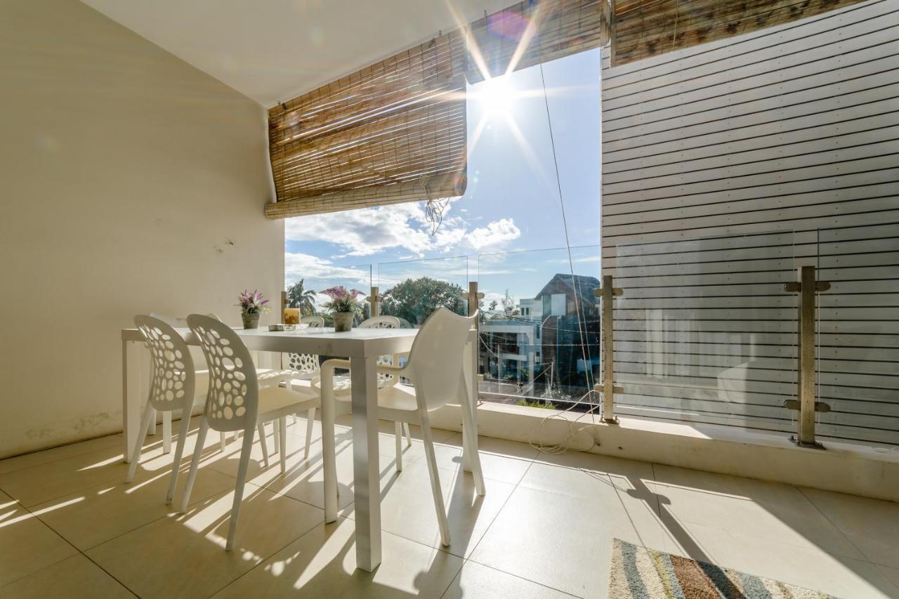 Beachcove Apartment 9 In Pereybere Pereybere Beach Extérieur photo