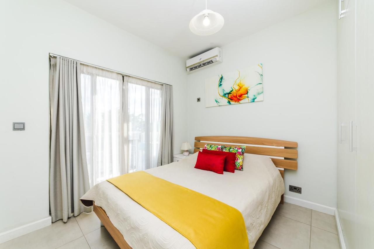 Beachcove Apartment 9 In Pereybere Pereybere Beach Extérieur photo