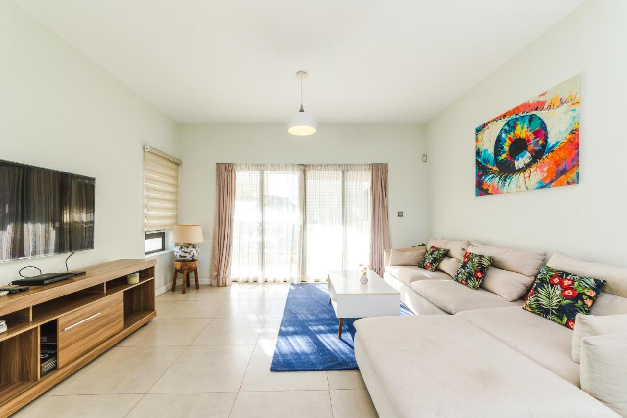Beachcove Apartment 9 In Pereybere Pereybere Beach Extérieur photo